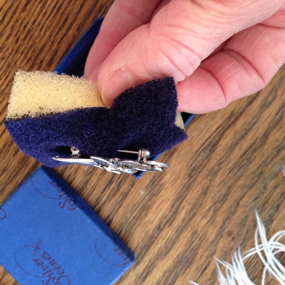 Vintage Silver Scenes Harebell & Elf Brooch Pin - Picture 6 of 8